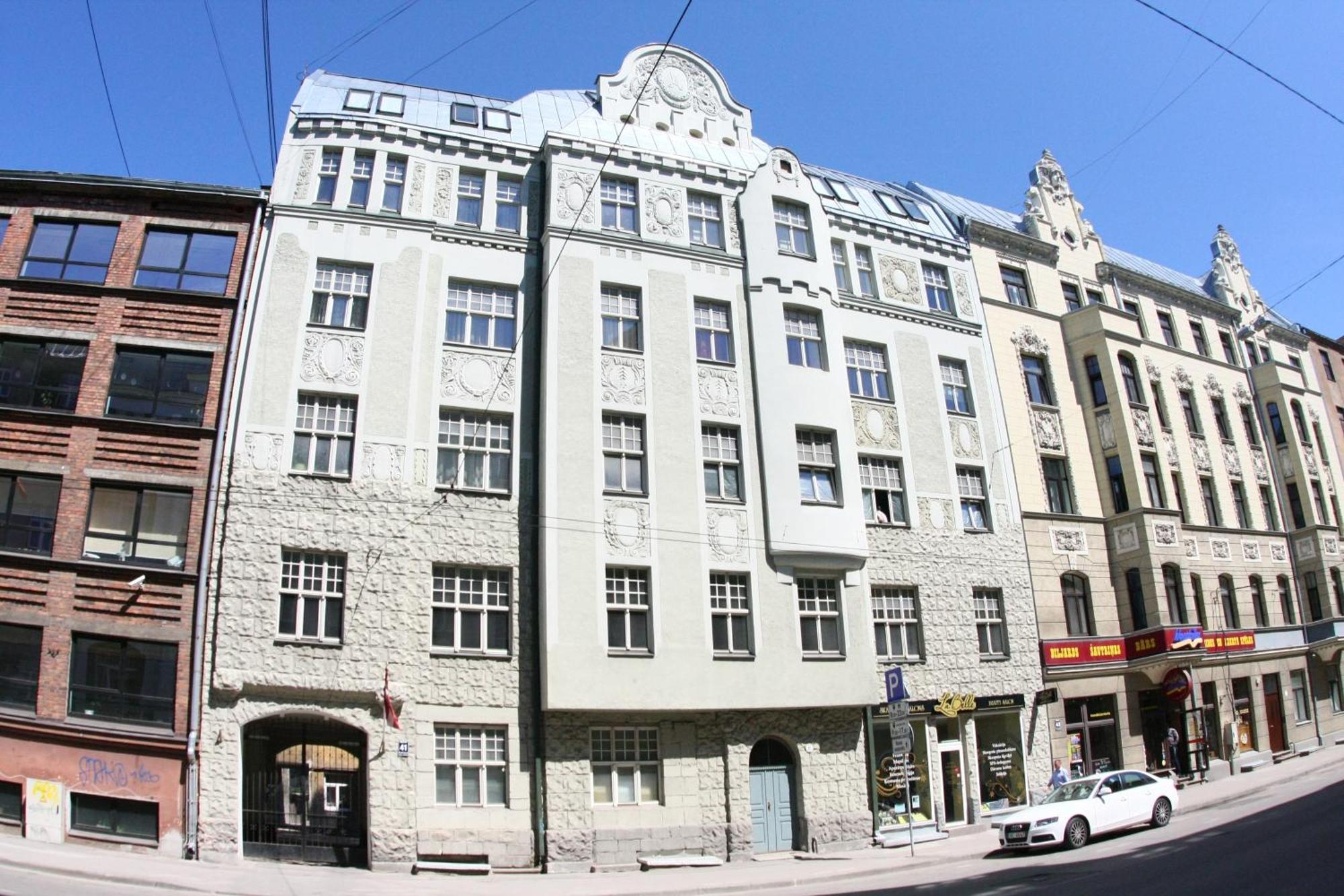 Sunlit Loft Apartment Riga Luaran gambar