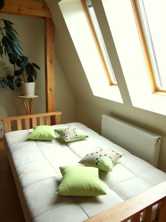 Sunlit Loft Apartment Riga Luaran gambar