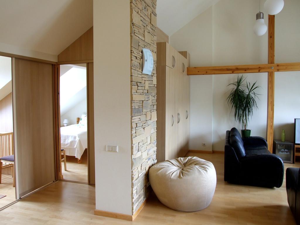 Sunlit Loft Apartment Riga Luaran gambar