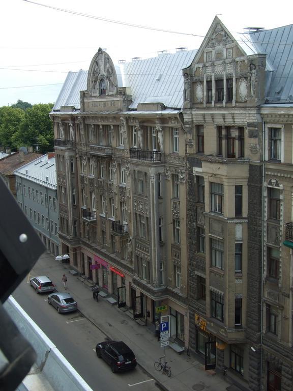Sunlit Loft Apartment Riga Luaran gambar