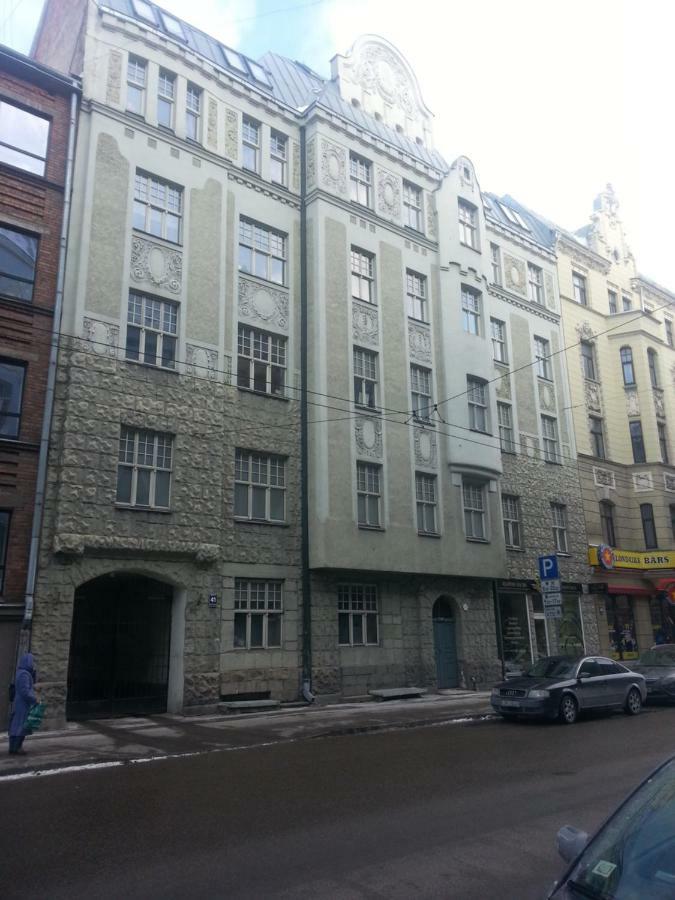 Sunlit Loft Apartment Riga Luaran gambar